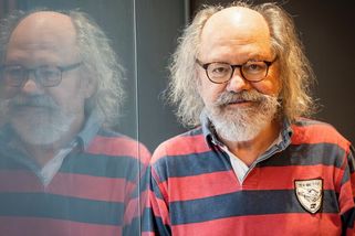 Ondřej Hejma píchl do vosího hnízda: Oslavuje cizího státníka, na kterém jiní nenechají nit suchou - Super.cz